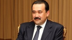 Песня в исполнении премьер-министра Казахстана покорила интернет